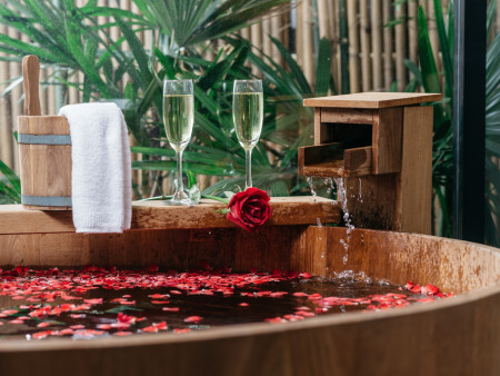 Privé wellness 2pers Cava-tapas arrangement 120min