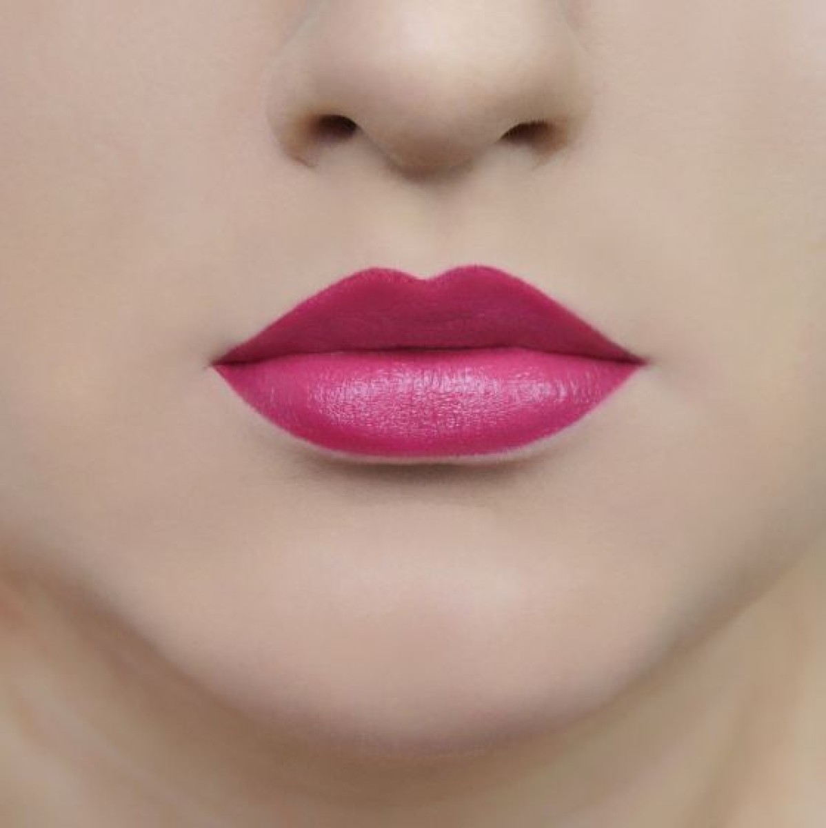 Minerial1_Lipstick_P.I.N.K._lips