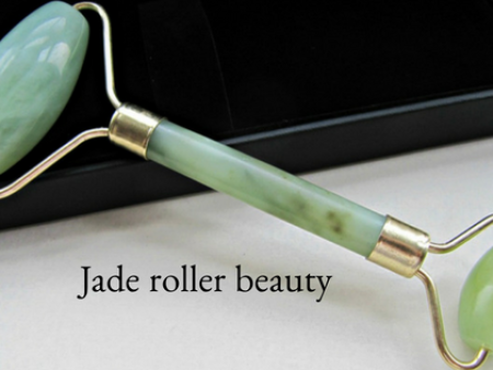 Jade roller beauty